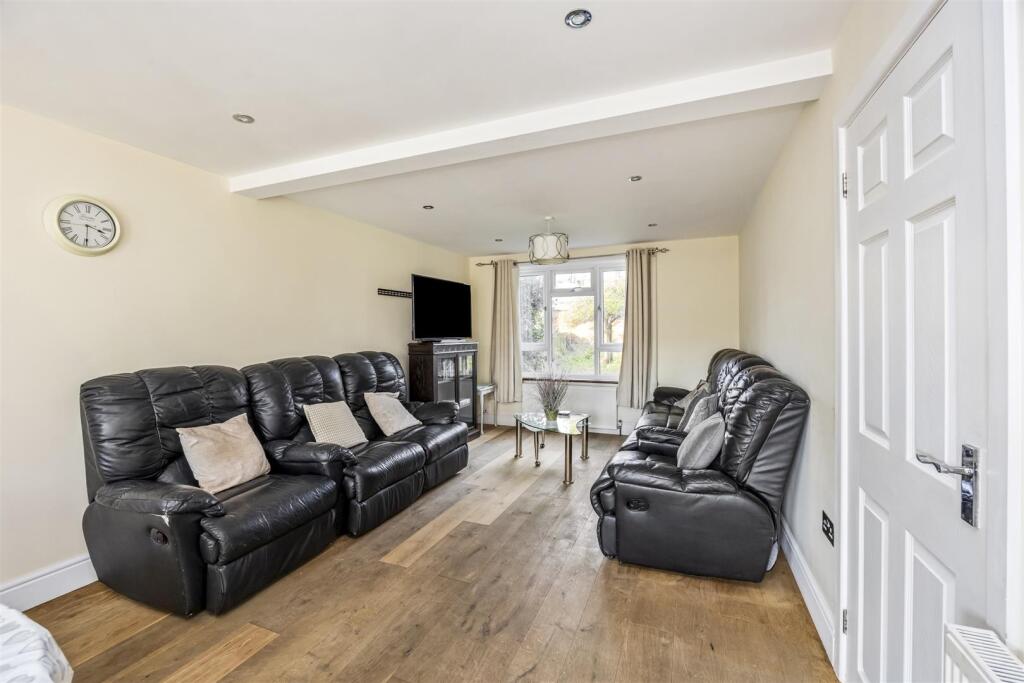 House in Hove, Brighton and Hove - View 3