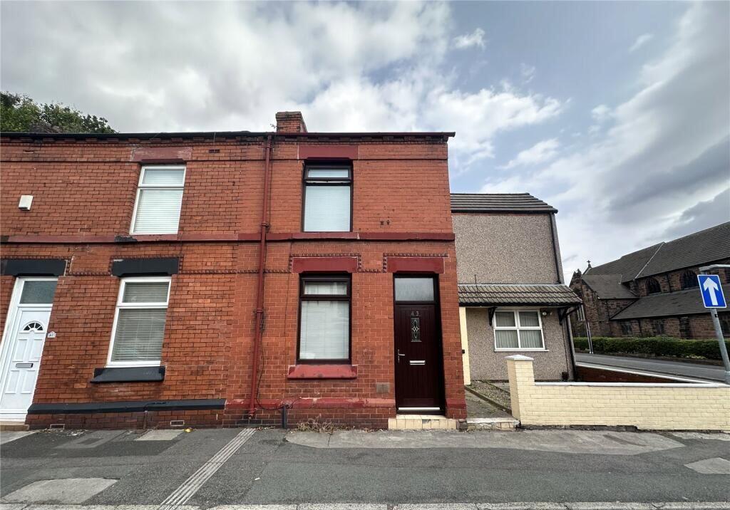 Main image of property: 43 Ellamsbridge Road, St. Helens, Merseyside, WA9 3PY