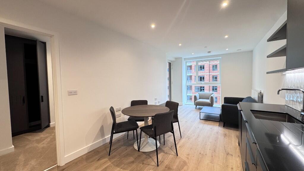 Main image of property: Southlake Road, London, SE28