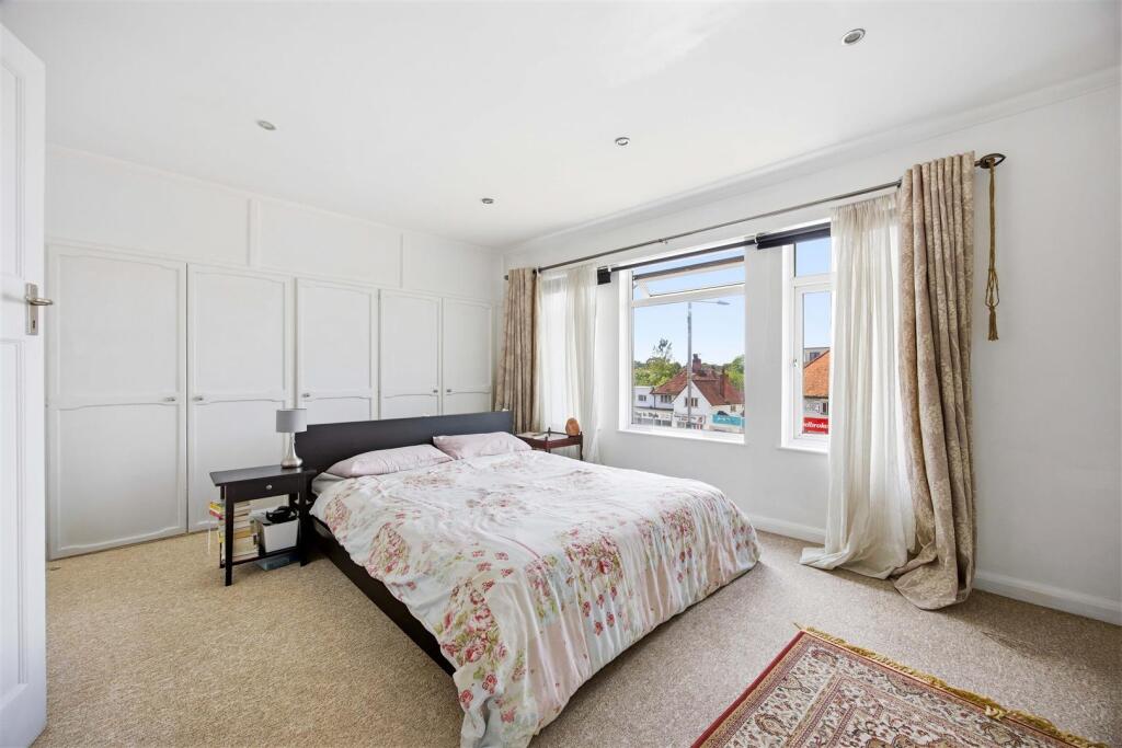 Long Lane, Hillingdon, UB10 - View 6