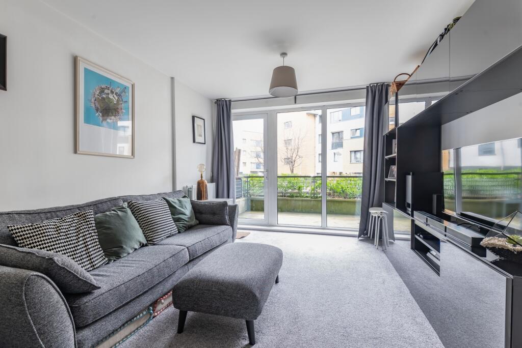 Apartment in London - View 2