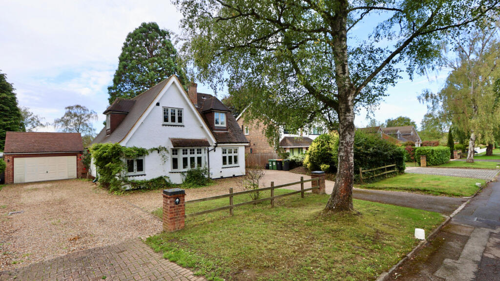 Main image of property: Holywell Close, Studham , Dunstable, LU6