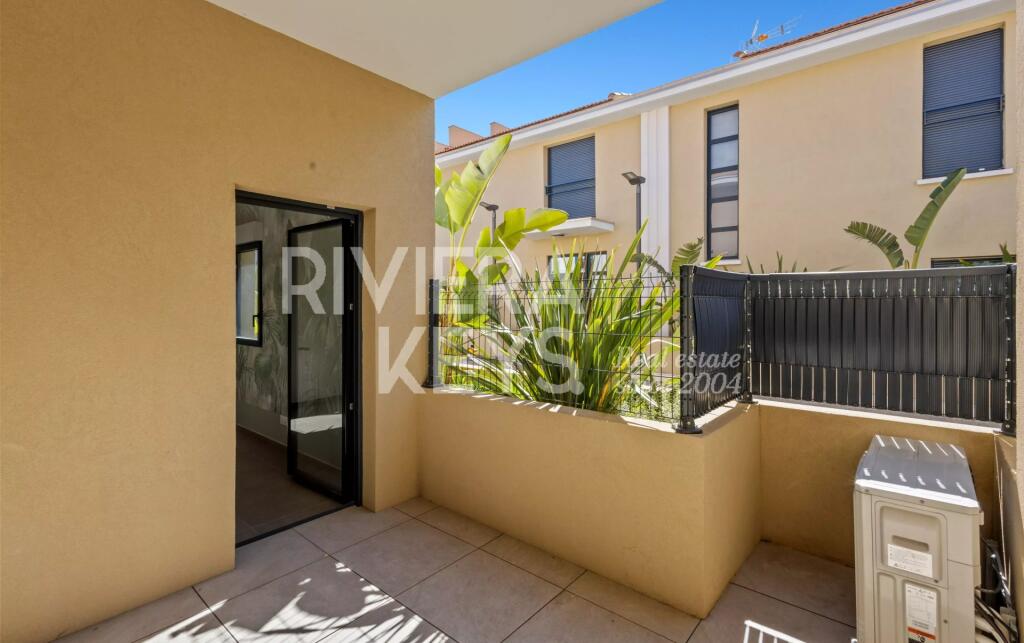 Main image of property: Provence-Alps-Cote d`Azur, Alpes-Maritimes, Golfe Juan
