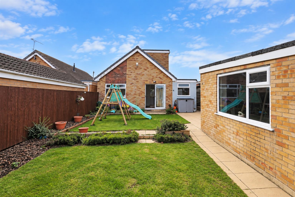 House in Cottingham, East Riding of Yorkshire - View 3
