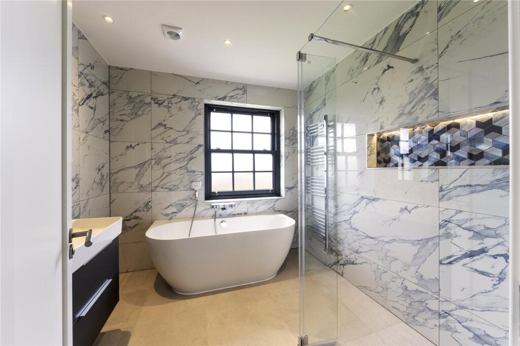 House in Chichester, Hermitage, Southbourne - View 4