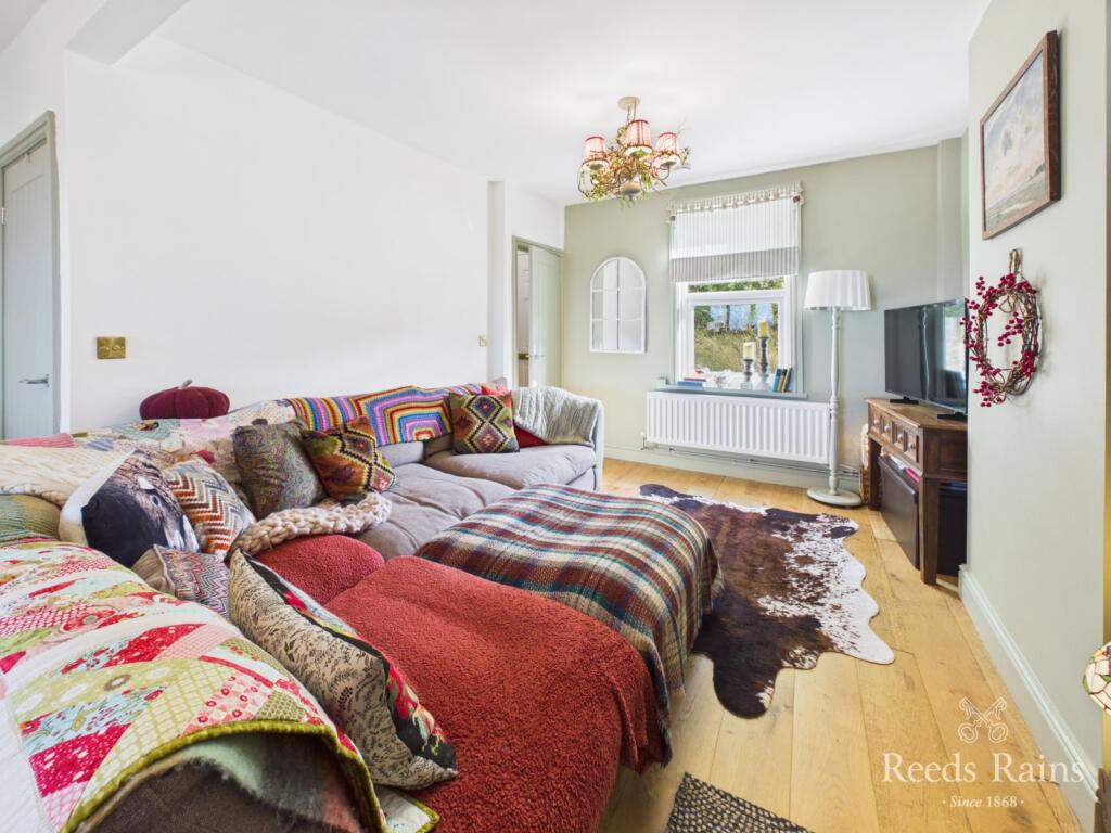 East Parade, Skelton-in-Cleveland, Saltburn-by-the-Sea, North Yorkshire, TS12 photo 4