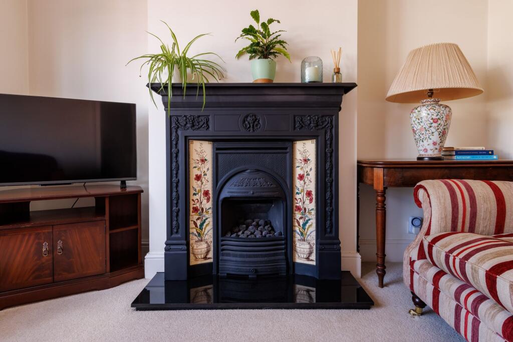 House in Warwick, Royal Leamington Spa - More