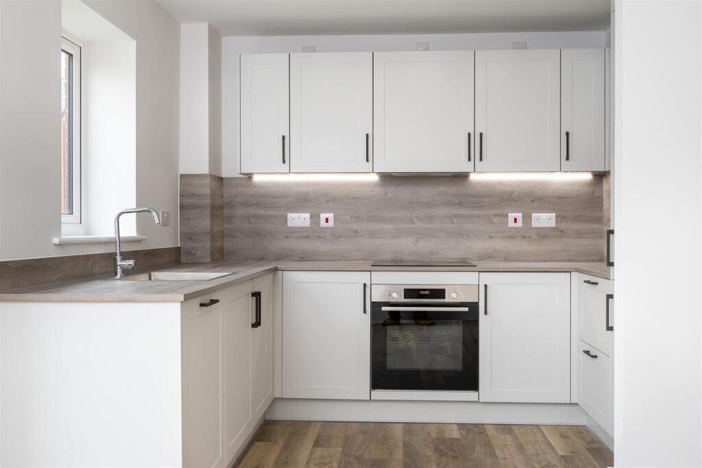 House in Nottingham - View 2