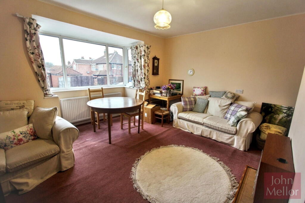 Kingsleigh Road, Heaton Mersey SK4 3PH photo 2