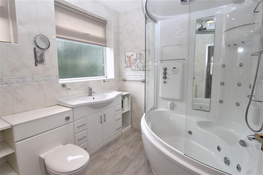House in Manchester, Greater Manchester - View 2
