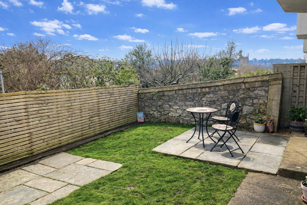 Main image of property: Amazing Garden Flat on Eastfield Road, Westbury-On-Trym, Bristol