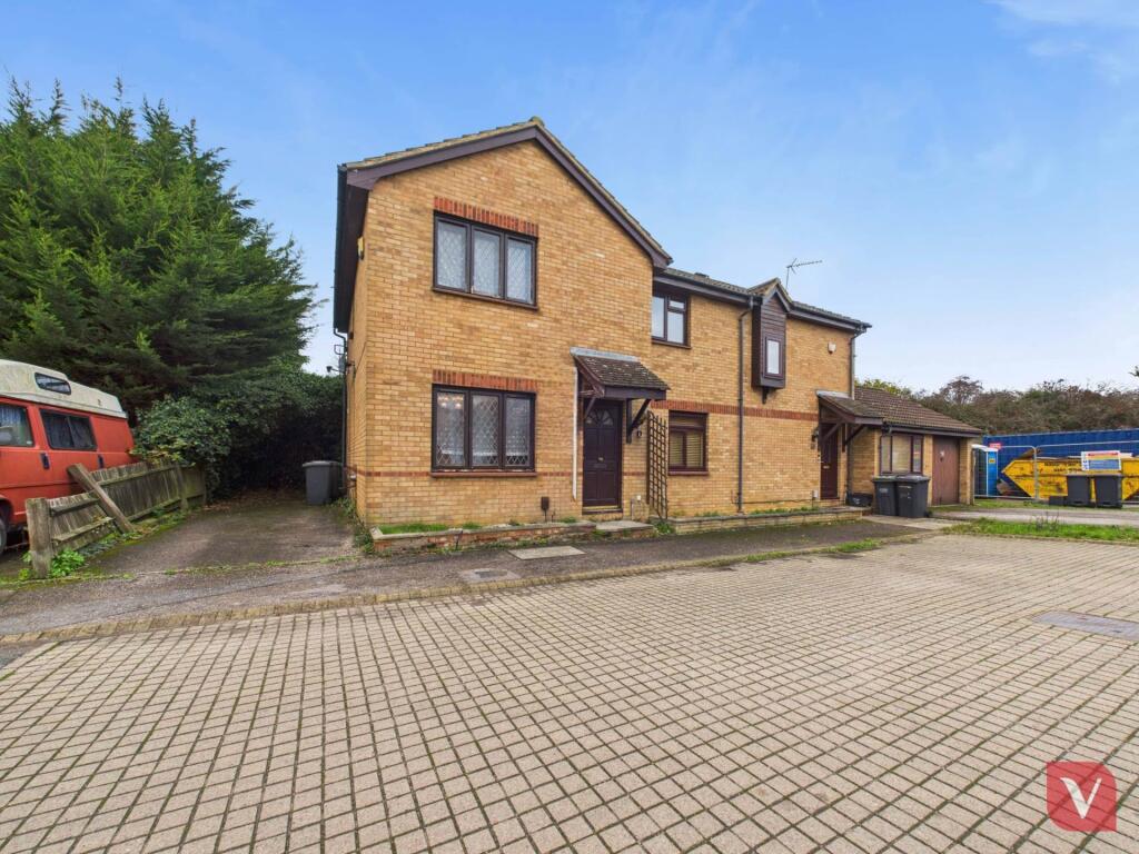 Main image of property: Gilderdale, Luton