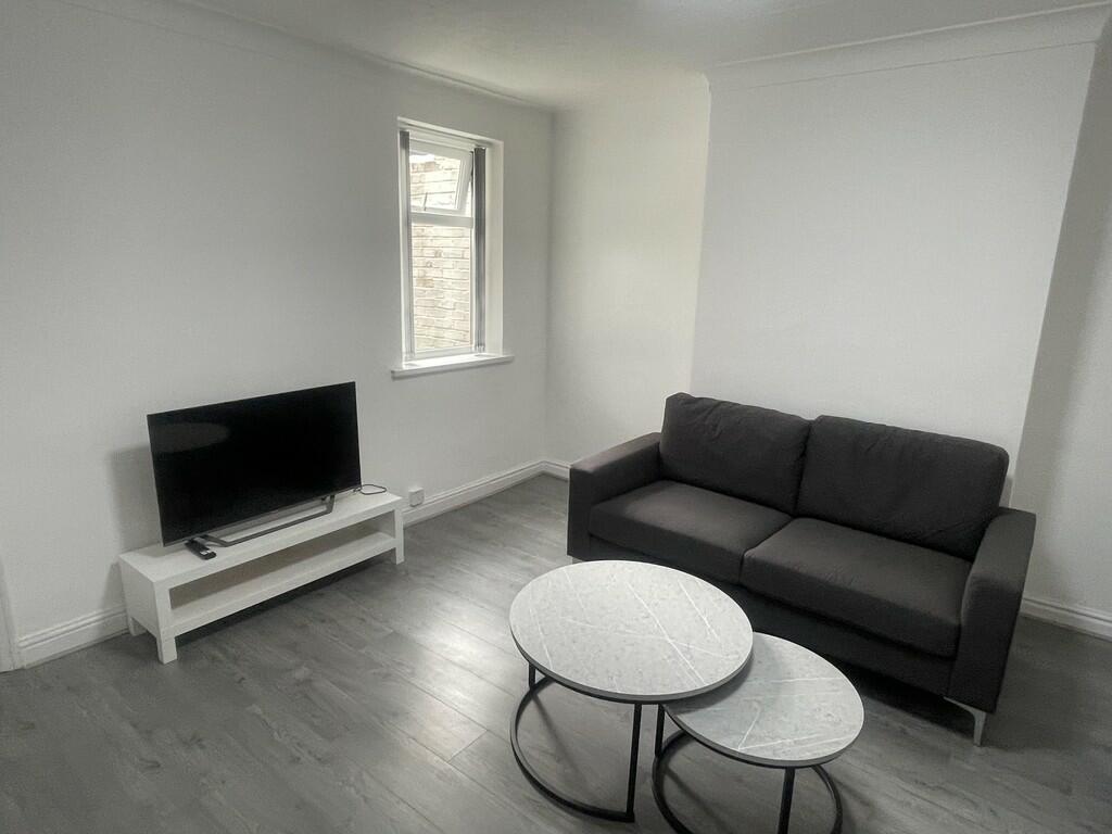 Birchfields Road, Manchester photo 3