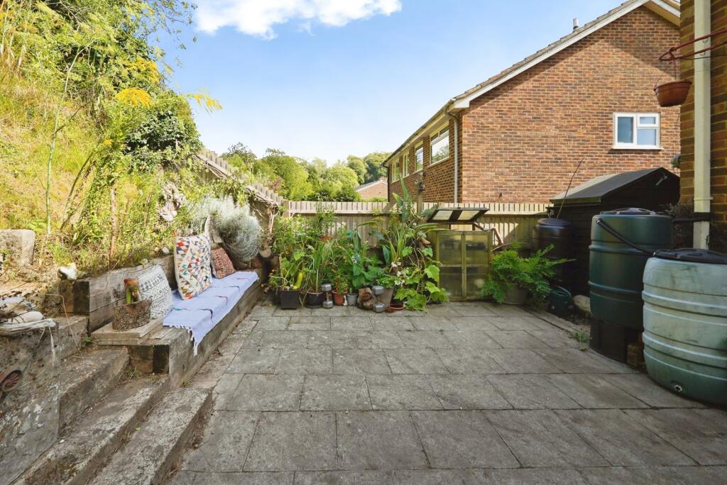 House in Dover, Temple Ewell - View 2