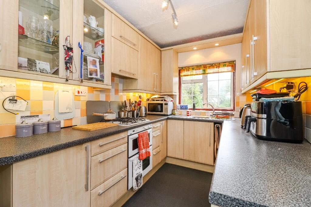 Additional image 13 of Laburnum Grove, St. Albans, Hertfordshire, AL2