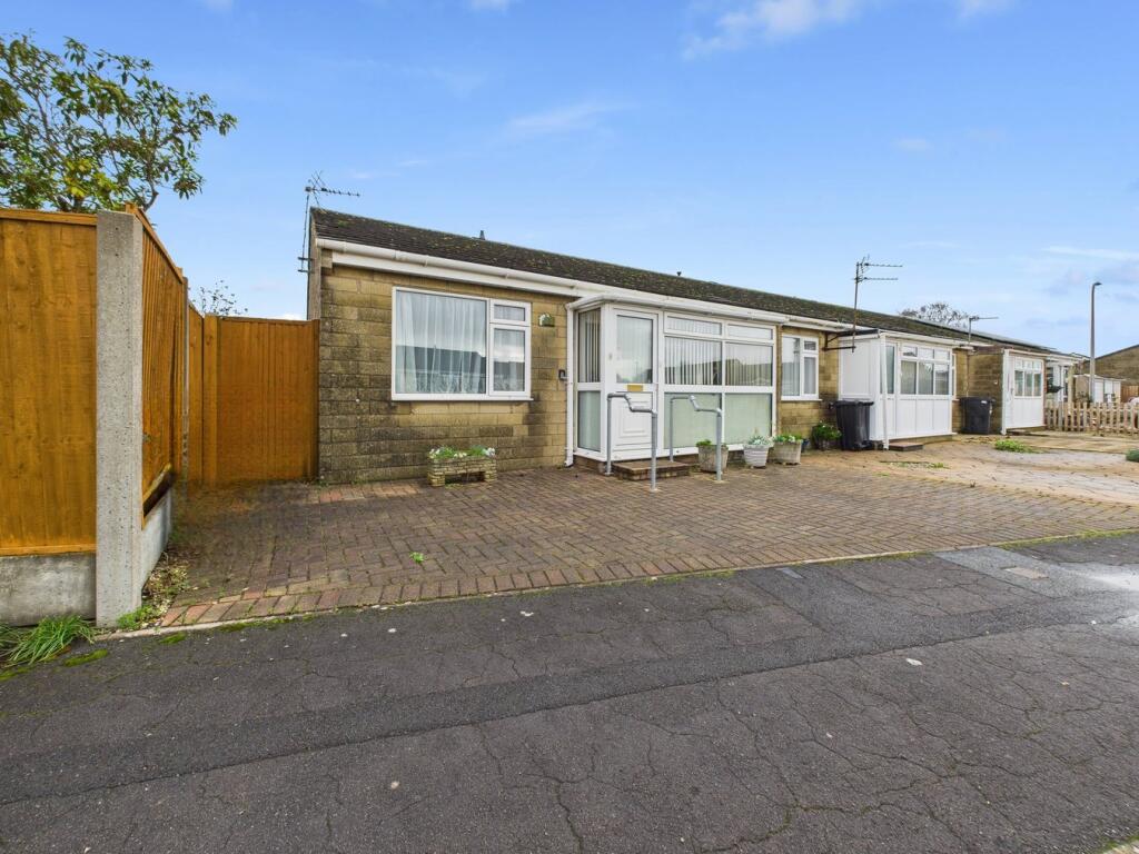 Main image of property: Turnbury Close, Worle, Weston-Super-Mare, BS22