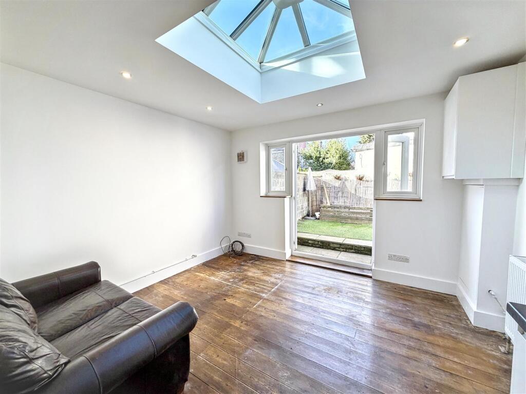 House in London, Stratford - View 2
