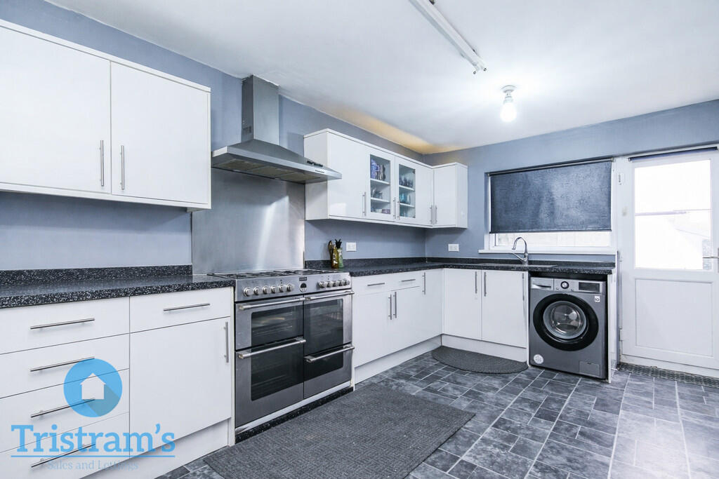 Penrhyn Crescent, Beeston photo 2