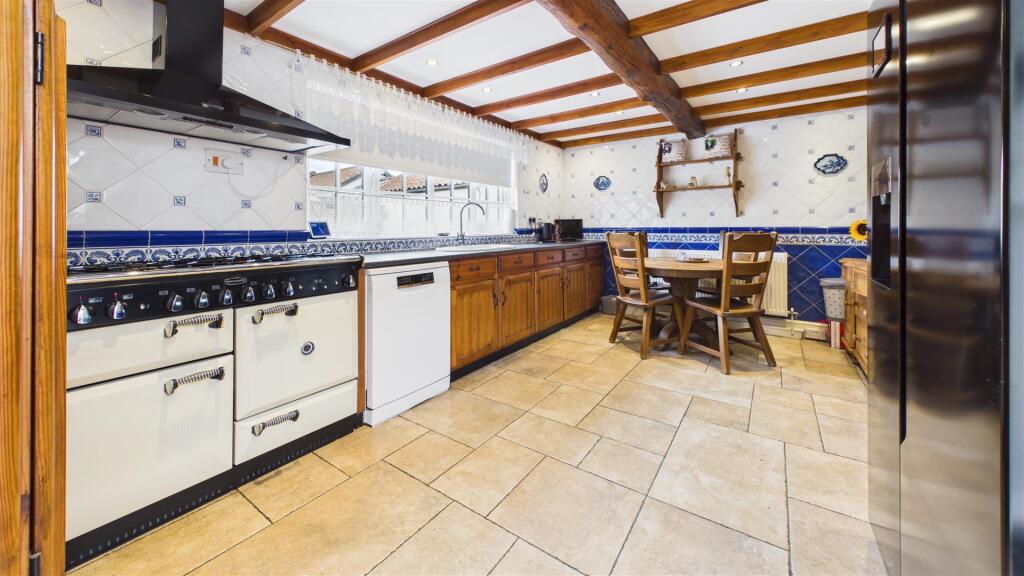 House in Peterborough - View 5