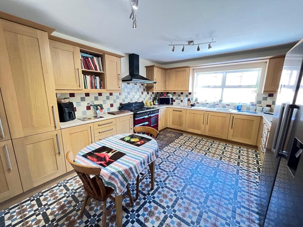 House in Northampton - View 3