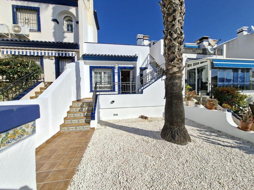 Main image of property: Valencia, Alicante, Villamartin