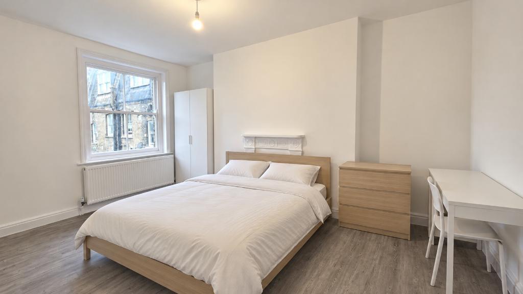 Main image of property: Fordham Street, London, E1 1HS