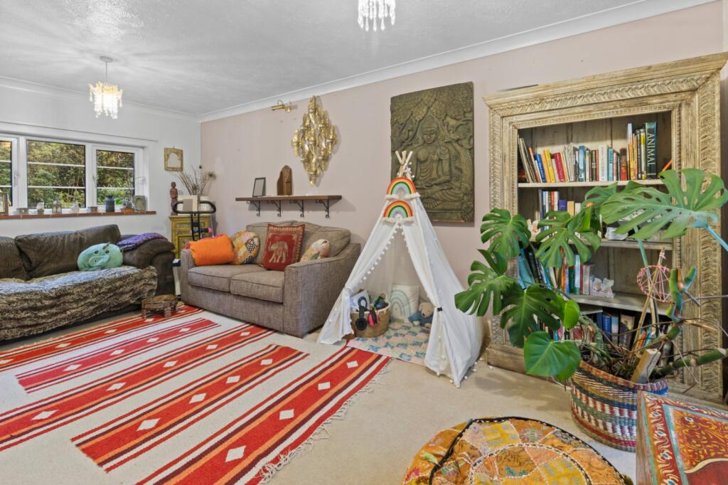 Millwood Lane, Maresfield, Uckfield, East Sussex, TN22 photo 3