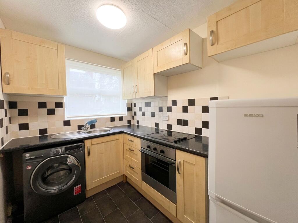 Apartment in Exeter - View 5