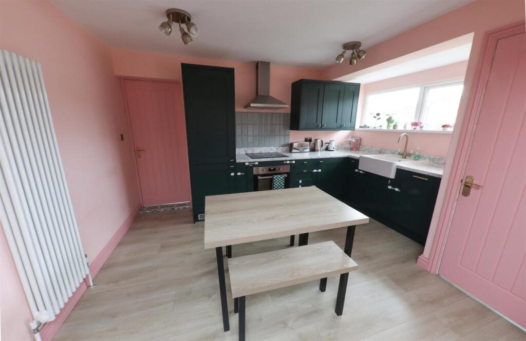 House in Doncaster - View 3