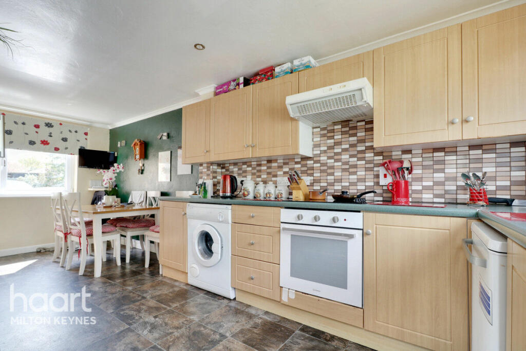 Fulwoods Drive, Leadenhall photo 3