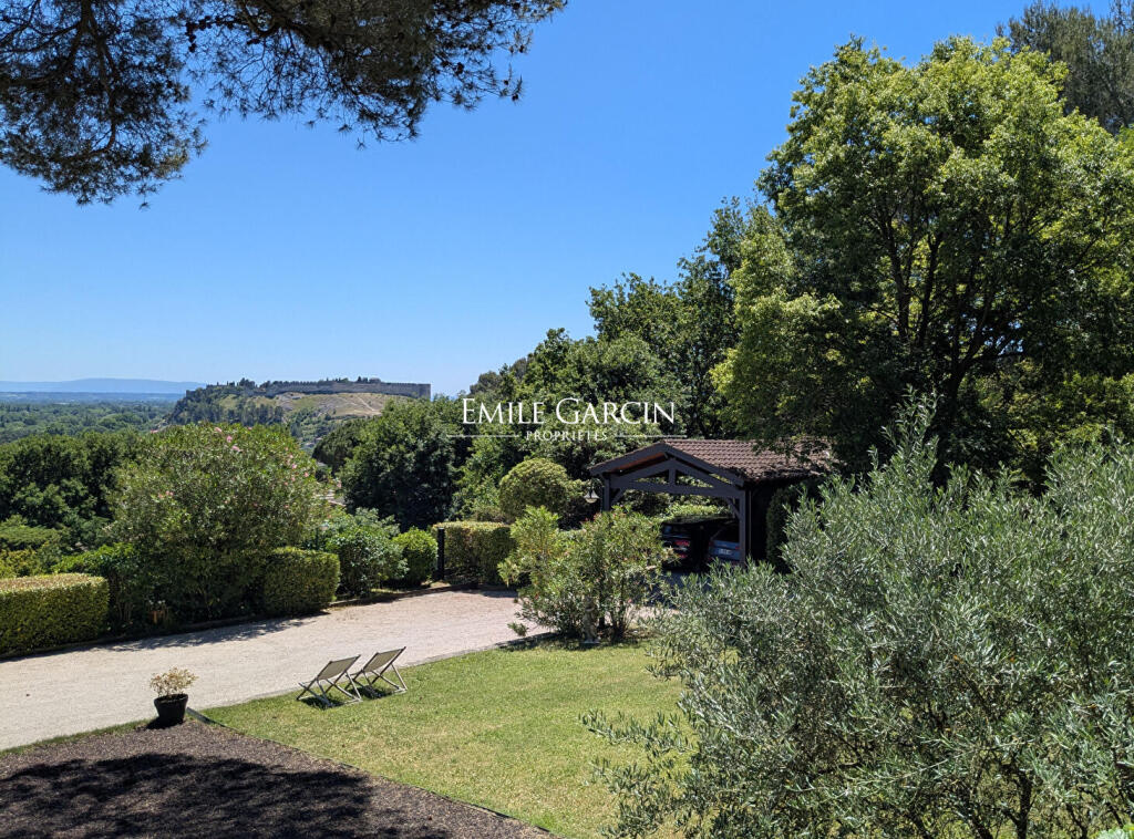 Main image of property: Languedoc-Roussillon, Gard, Villeneuve-Les-Avignon