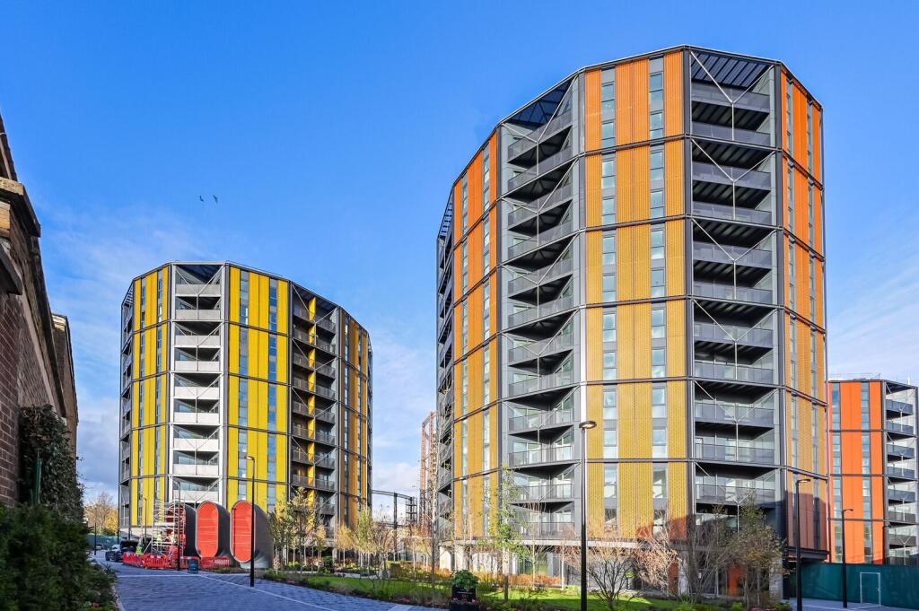 Main image of property: Regent's View, Tower Hamlets, E2