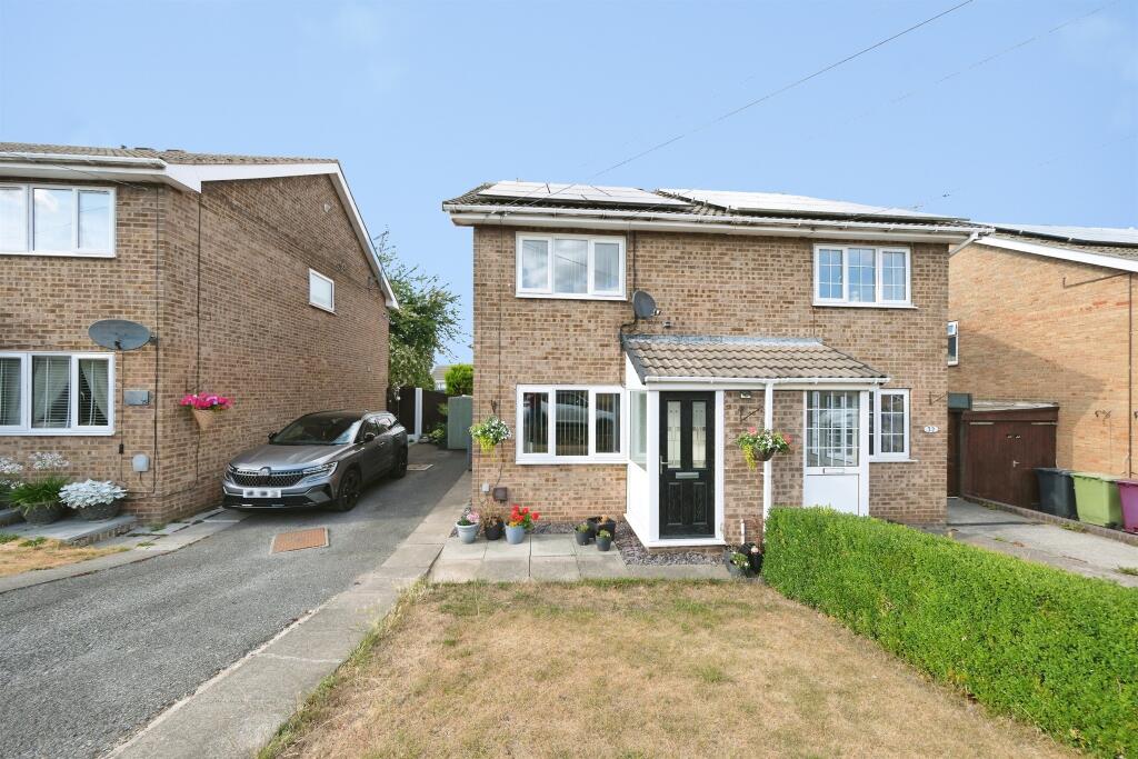Main image of property: Ridgeway, Clowne, Chesterfield