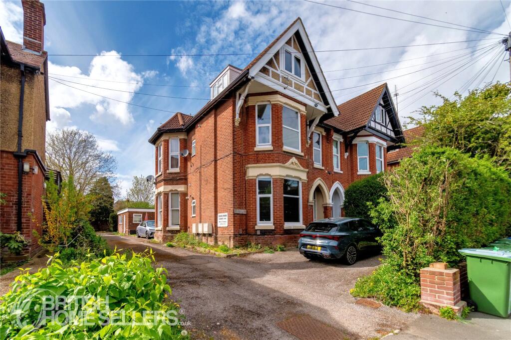 Main image of property: Hill Lane, Southampton, Hampshire, SO15