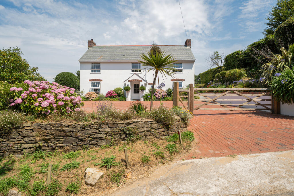 House in Truro - View 4