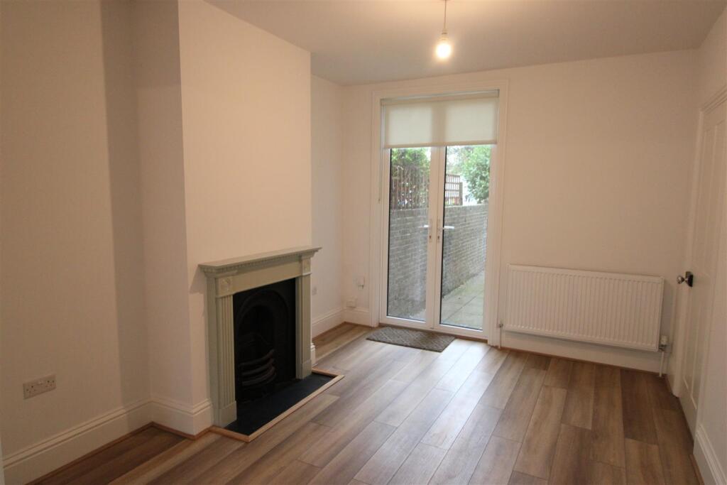 House in Canterbury - More