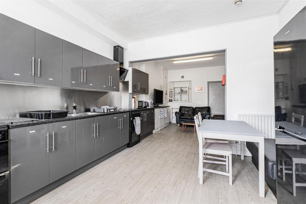 Fairview Terrace, Newquay photo 4