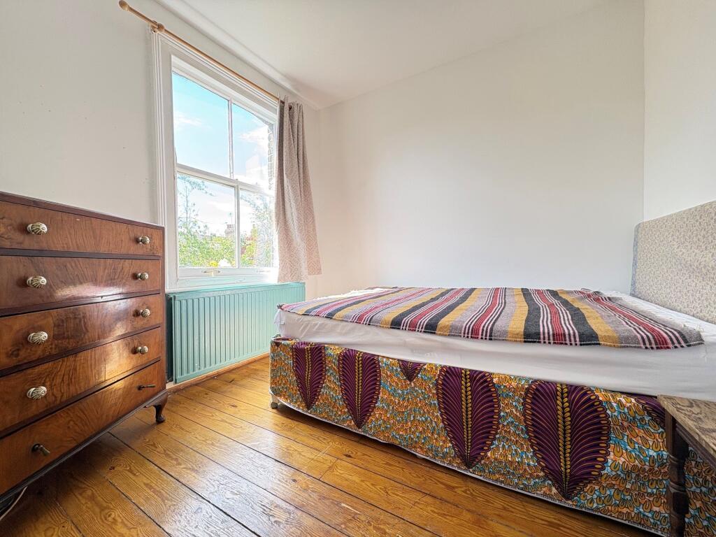 Apartment in London, West Green - View 4