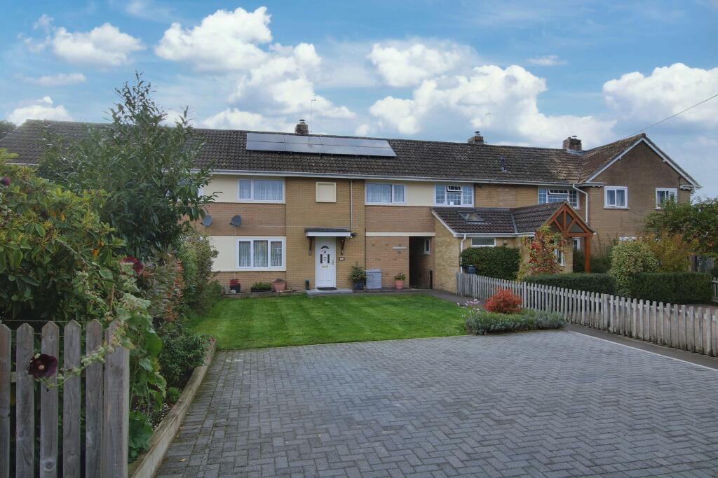 Main image of property: Nomansland, Salisbury