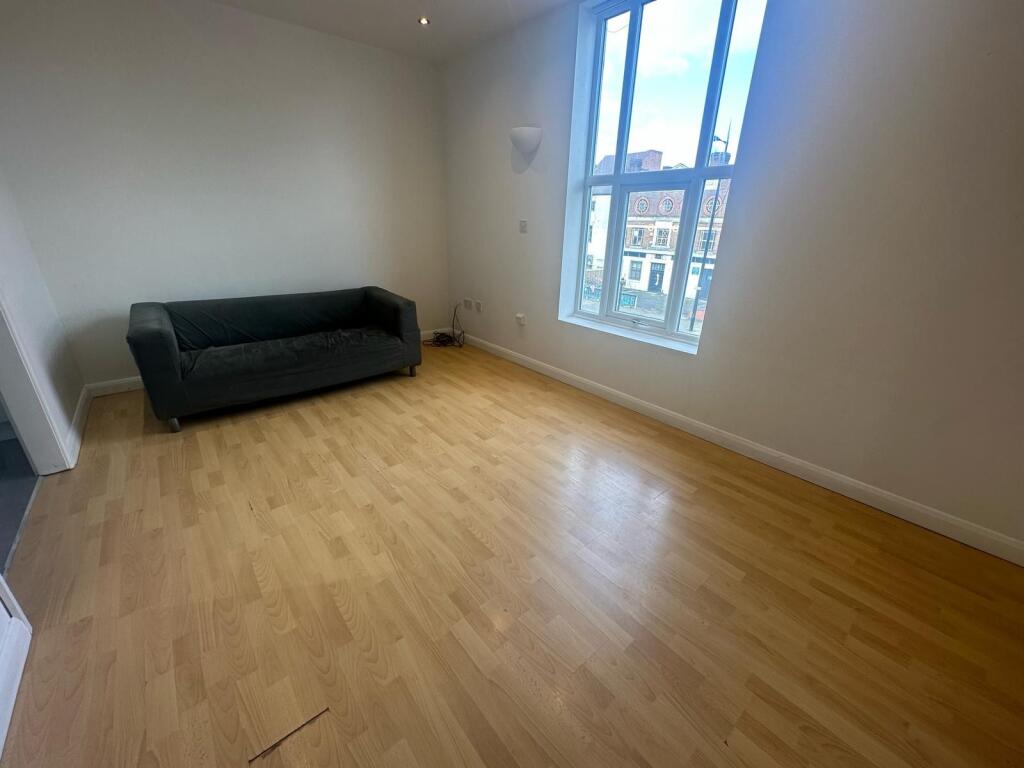 Apartment in Birmingham, Hockley Port - View 3