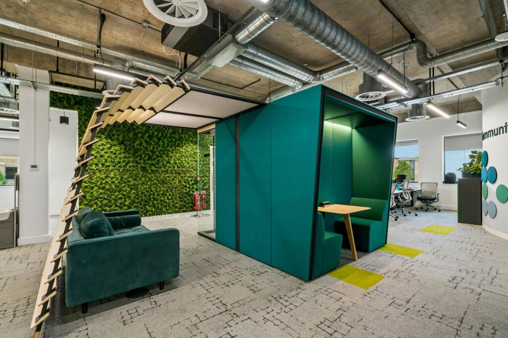 Waterfront Meeting Room Pod