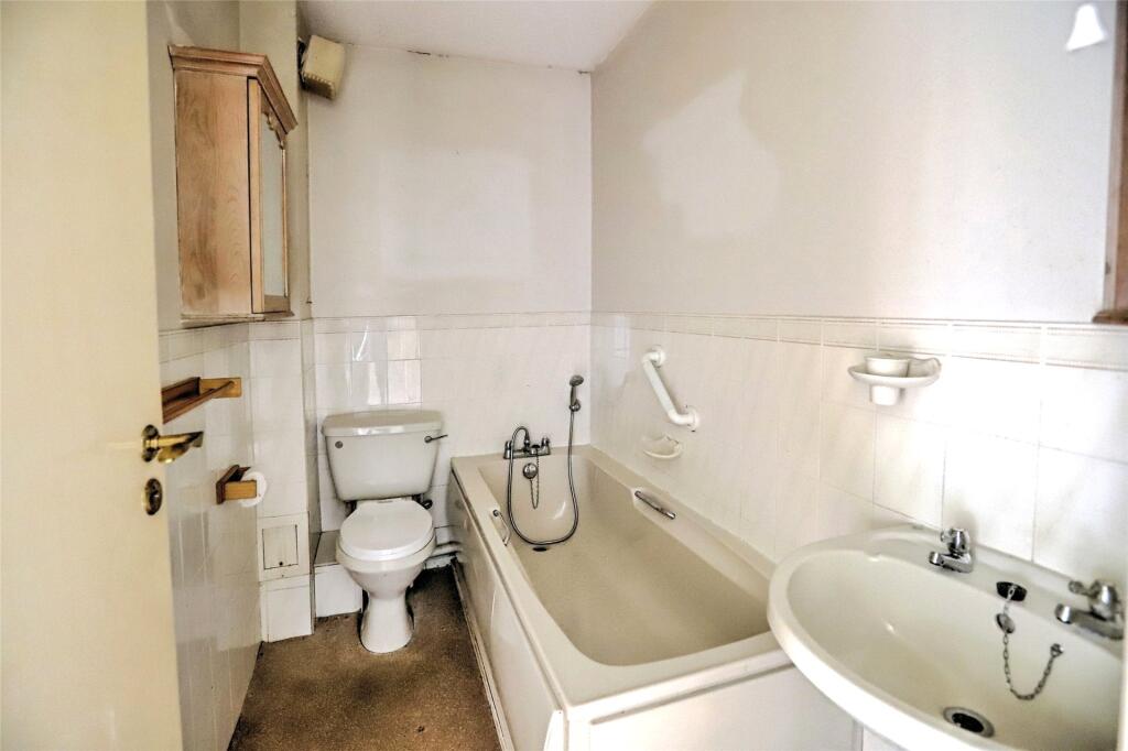 Apartment in Durham - More
