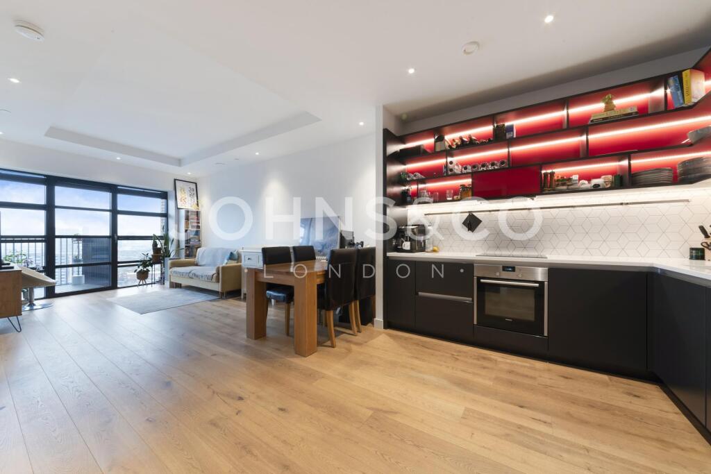 Amelia House, London City Island photo 3