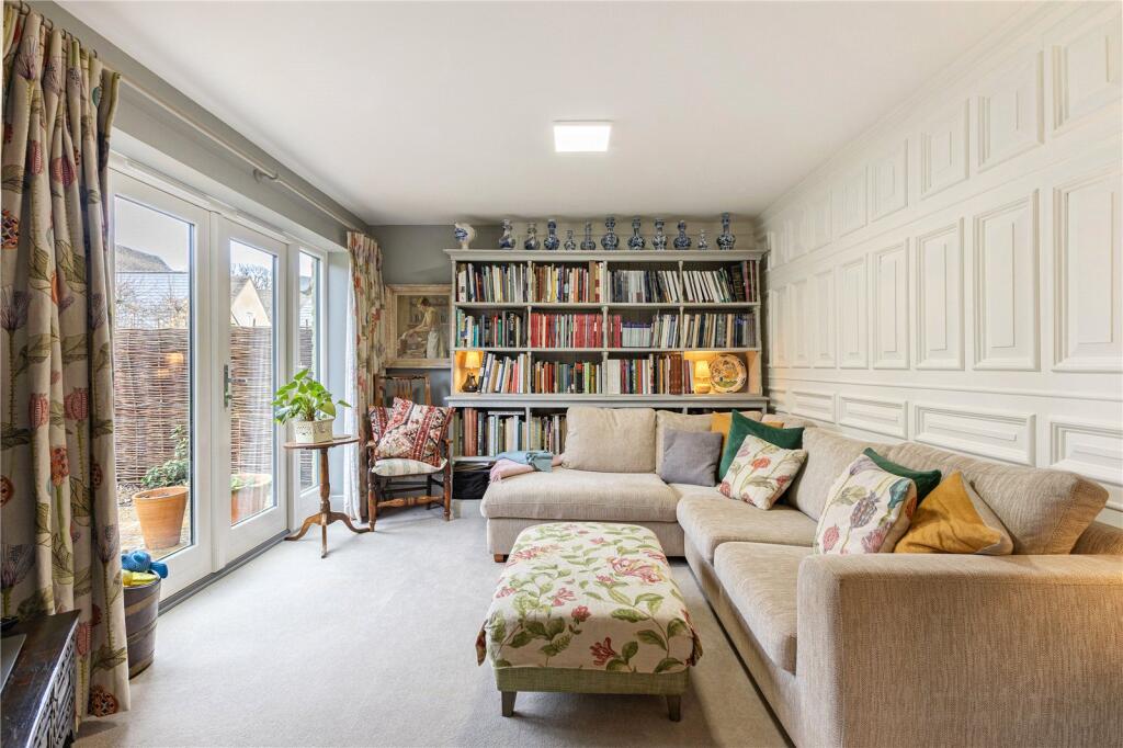 6, Sparrows Way, Upper Rissington, Cheltenham, Gloucestershire, GL54 photo 3