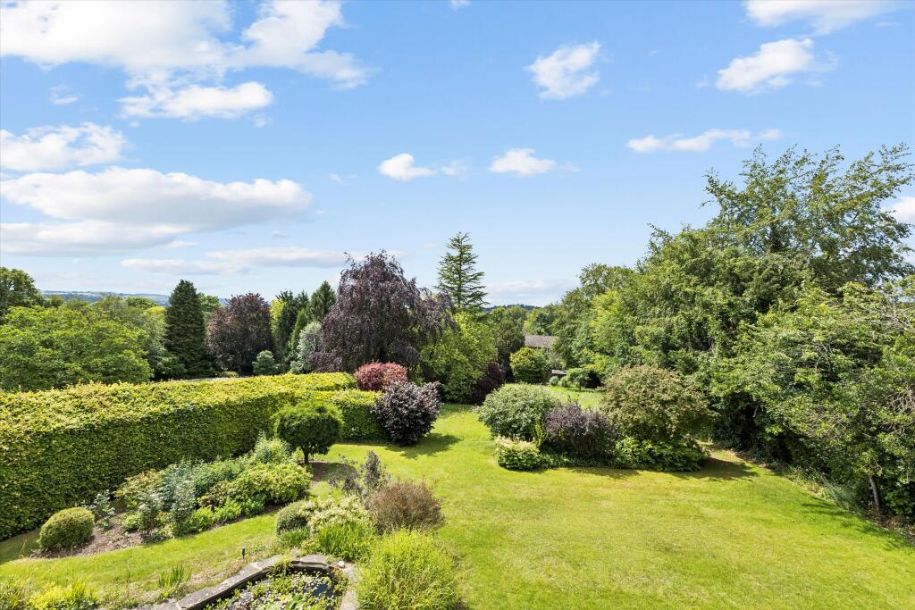 House in Southampton - View 4