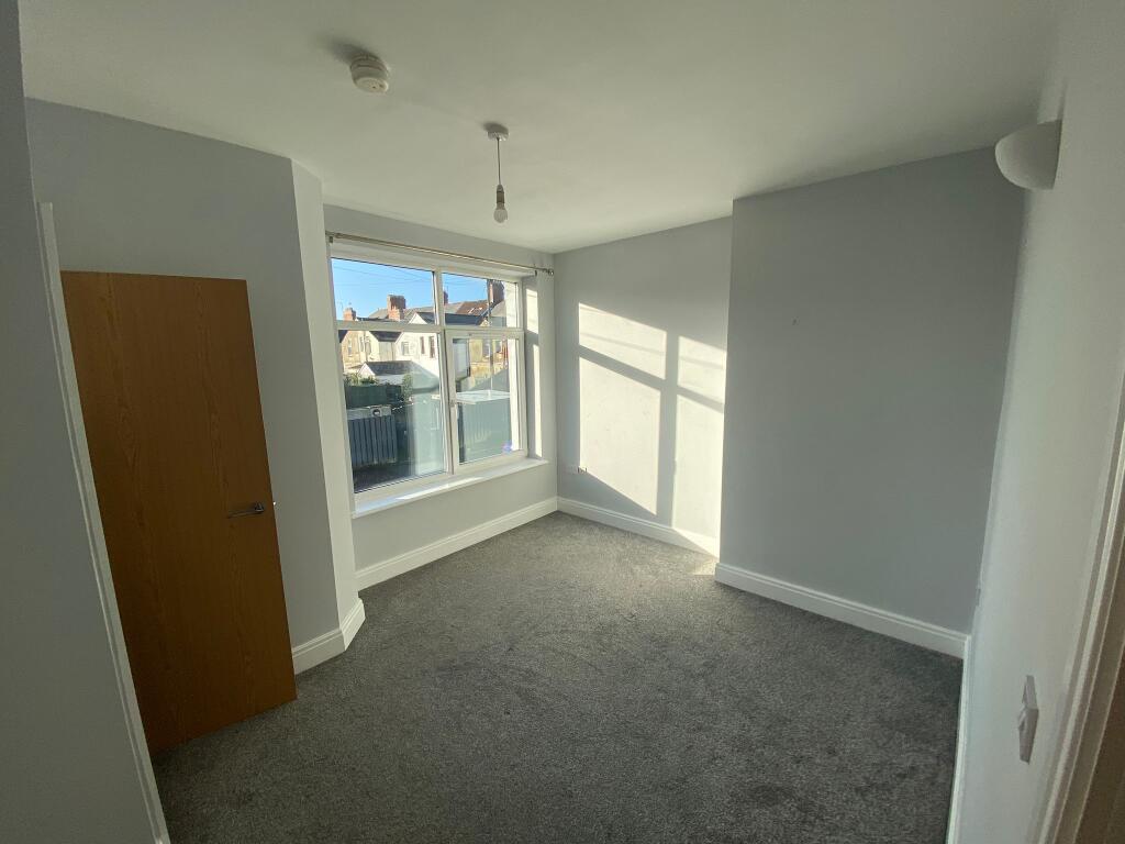 Ninian Road, Cardiff – další