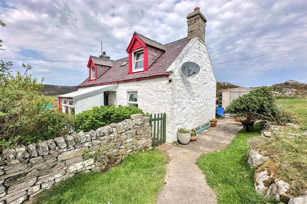 Main image of property: 194 Midfield, Talmine, Tongue, Sutherland IV27 4YT