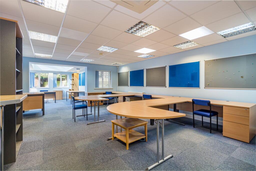 Additional image 10 of Freehold mixed-use Office & Apartment, Baldwins Lane