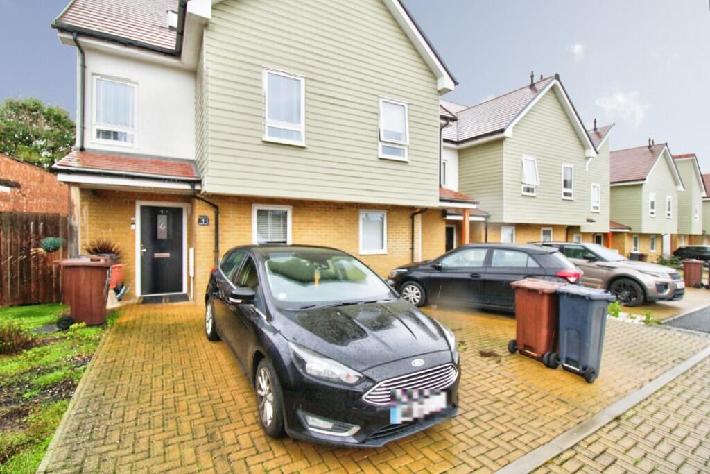 Main image of property: Rodwell Place, Dagenham, London, RM10