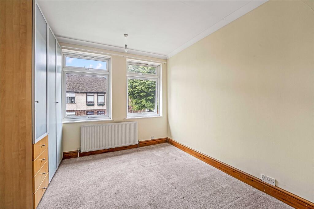 Apartment in Twickenham - View 4